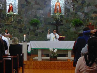 Aconteceu na noite desta sexta (05/08) o encerramento do TrÃ­duo em louvor ao Bom Jesus em Campo Mendes